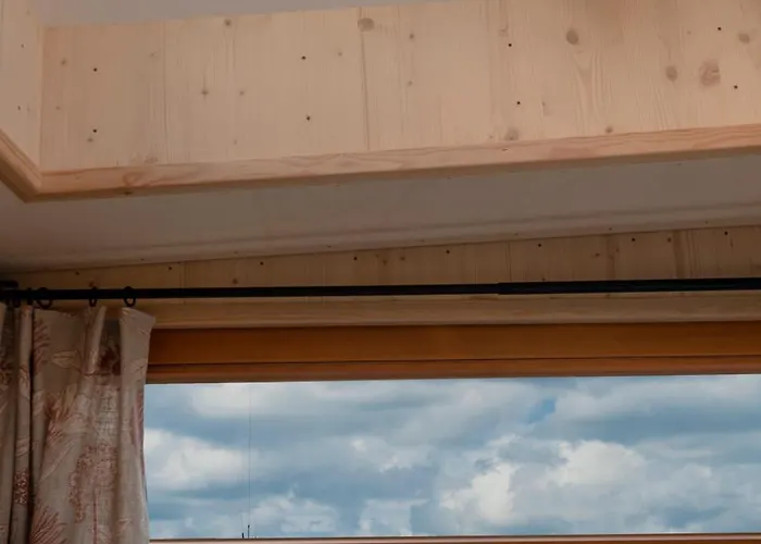 Tiny-hausboot Irene Mit Kamin Und Dachterrassenlounge Hamburgo