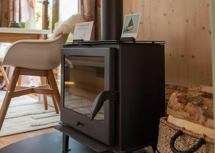 Tiny-hausboot Irene Mit Kamin Und Dachterrassenlounge Botel Hamburgo